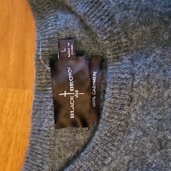 Gray Cashmere Sweater - Picture 2 of 5
